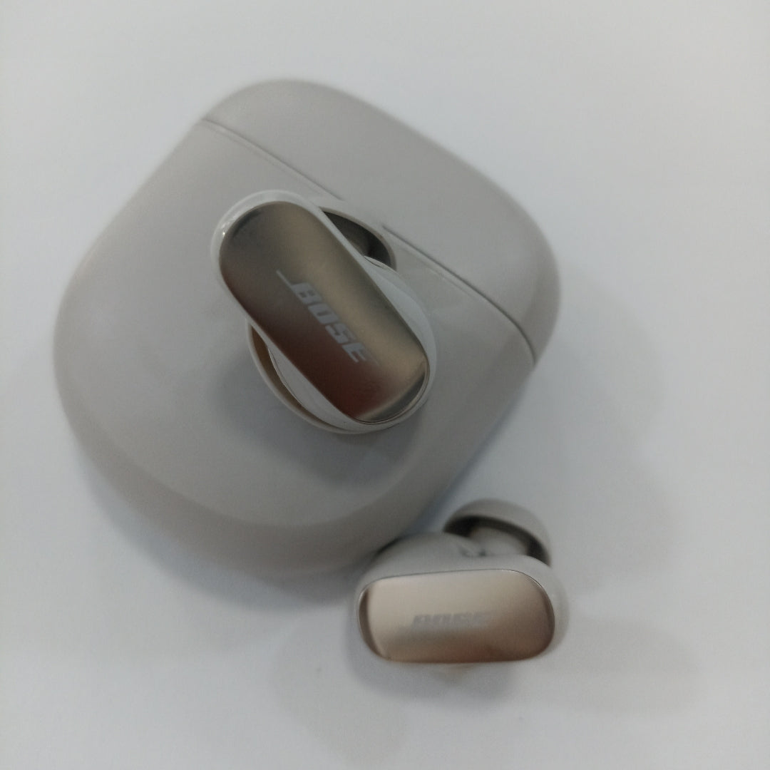 AUDIFONOS BOSE QUIET COMFORT ULTRA 440108 INALAMBRICO OVER EAR (SEMINUEVO)