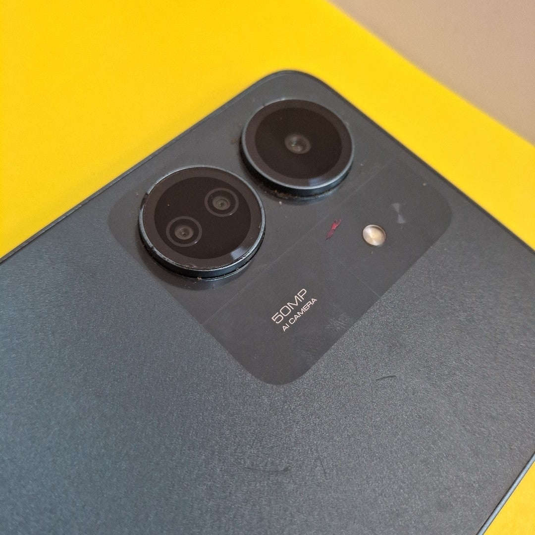 CELULAR XIAOMI REDMI 13C 23100RN82L (2023) 128 GB 6 GB RAM (SEMINUEVO)