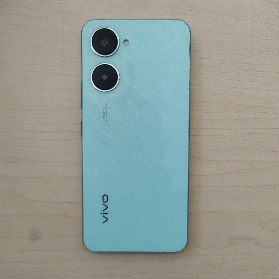 CELULAR VIVO Y03 V2332 (2024) 128 GB 4 GB RAM (SEMINUEVO)