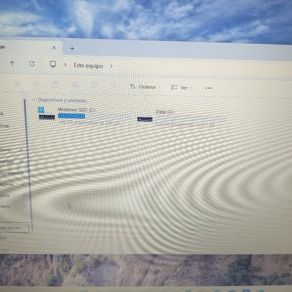 LAPTOP LENOVO IDEAPAD 3 15ALC6 (2023) 1 TB + 256 GB SSD 8 GB RAM (SEMINUEVO)