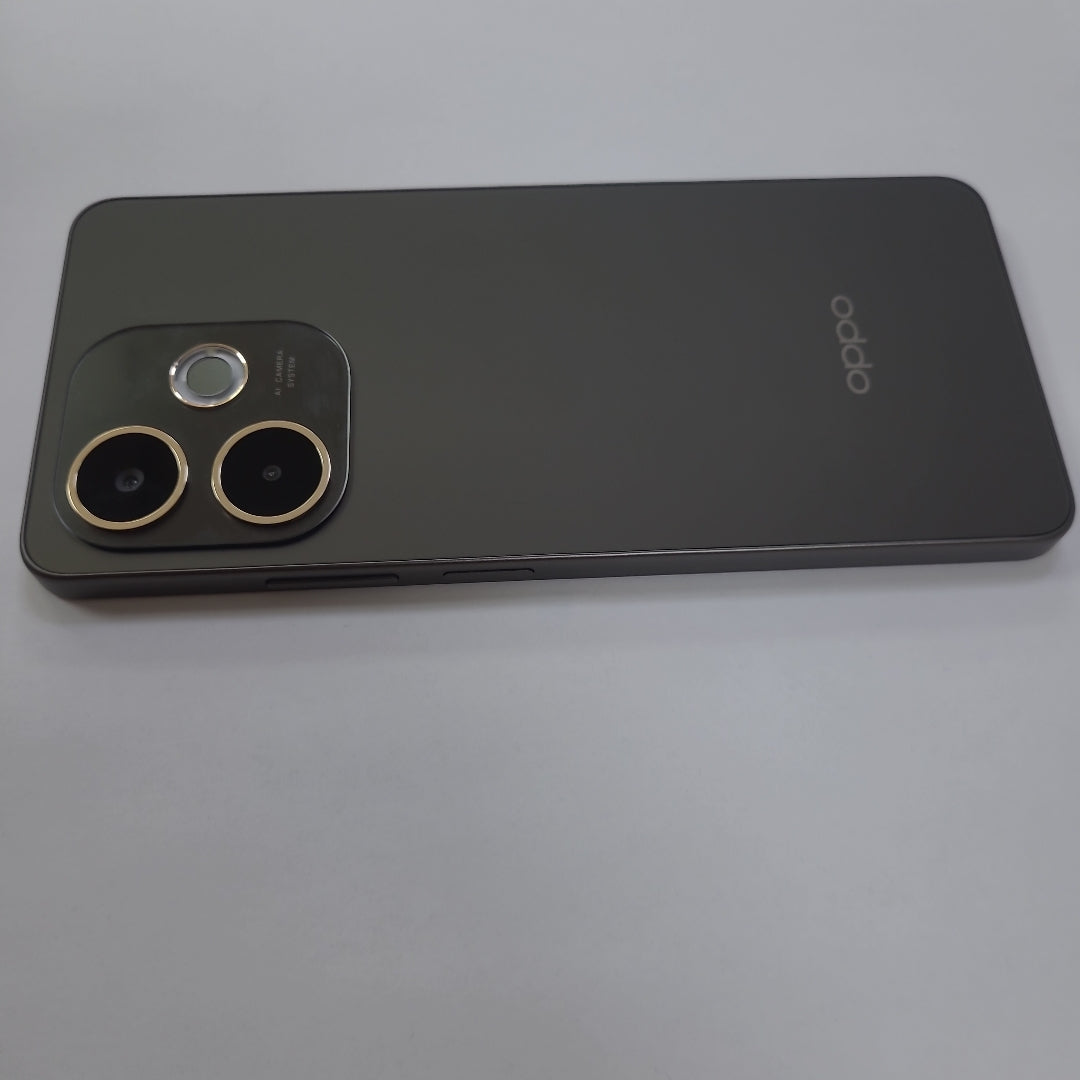 CELULAR OPPO  A5 PRO 5G CPH2695 (2025) 256 GB 8 GB RAM (SEMINUEVO)