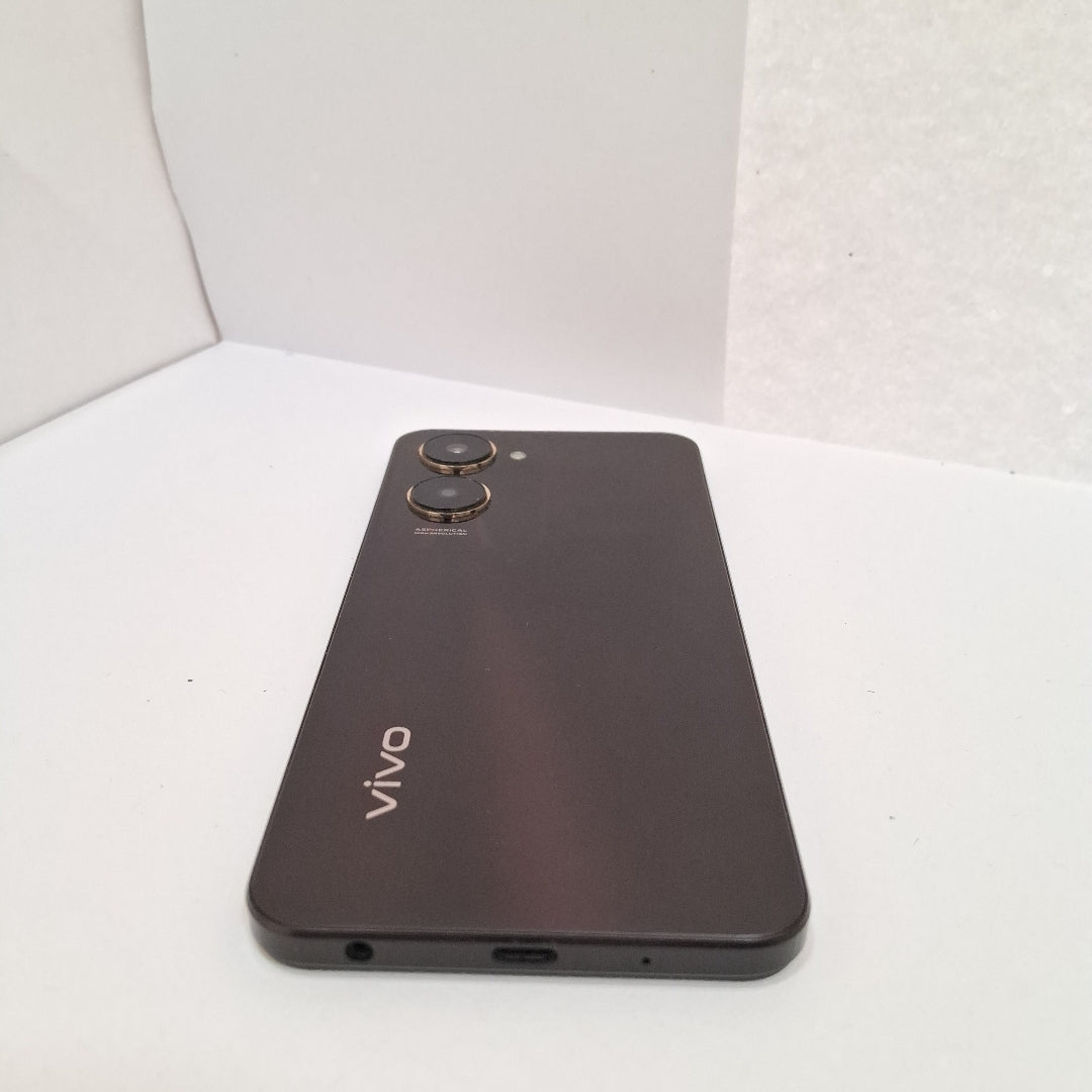CELULAR VIVO Y18 V2333 128 GB 6 GB (SEMINUEVO)