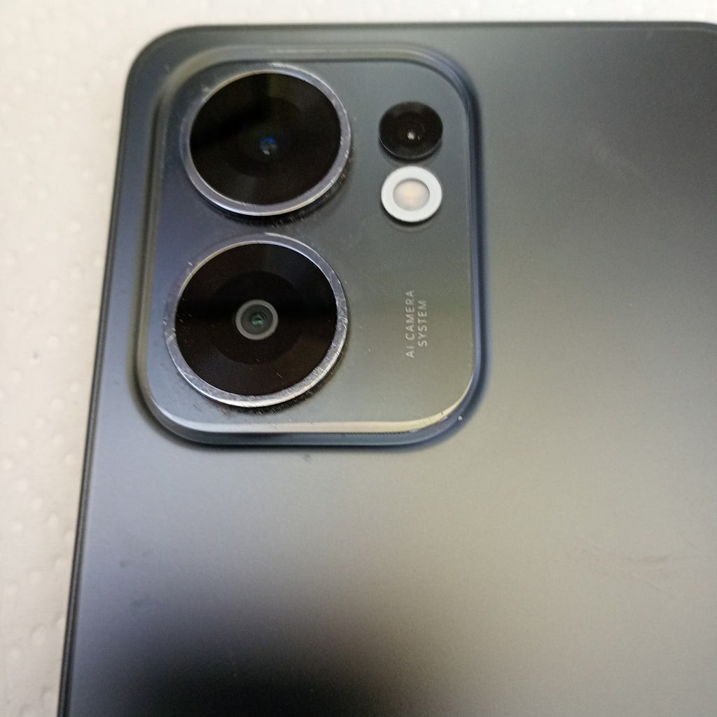 CELULAR OPPO  RENO 13F 5G CPH2699 (2025) 256 GB 12 GB RAM (SEMINUEVO)