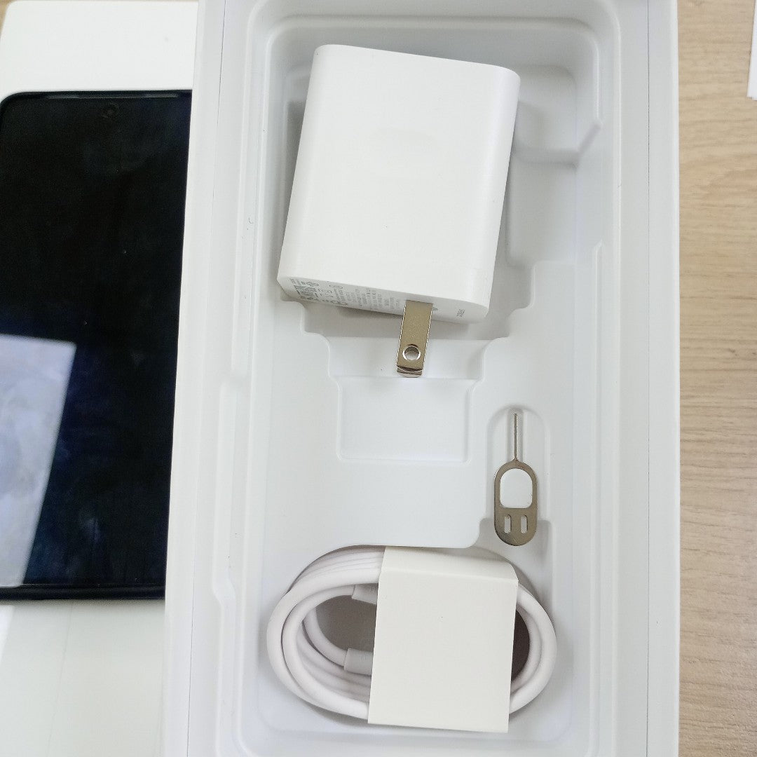 CELULAR OPPO  RENO 13F 5G CPH2699 (2025) 256 GB 12 GB RAM (SEMINUEVO)