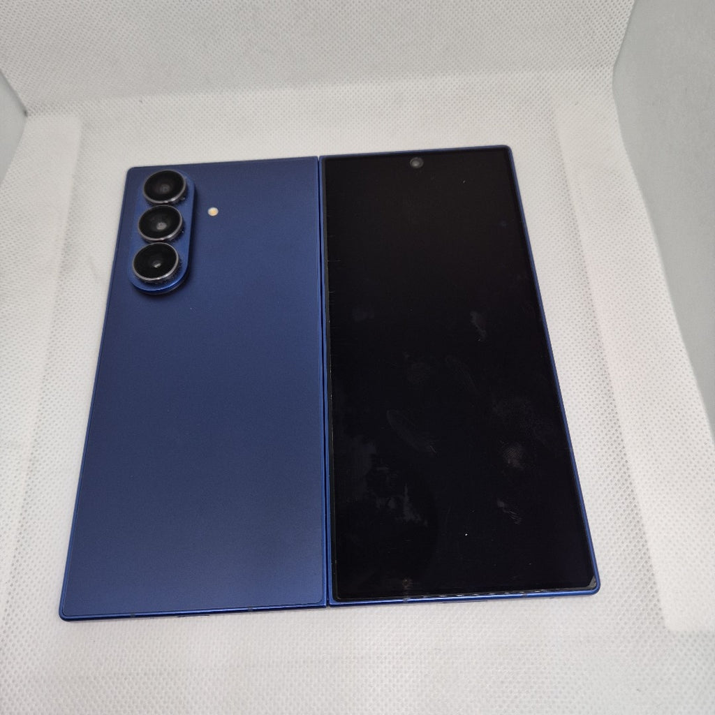 CELULAR SAMSUNG GALAXY Z FOLD7 SM-F966B (2025) 1 TB 16 GB RAM (SEMINUEVO)