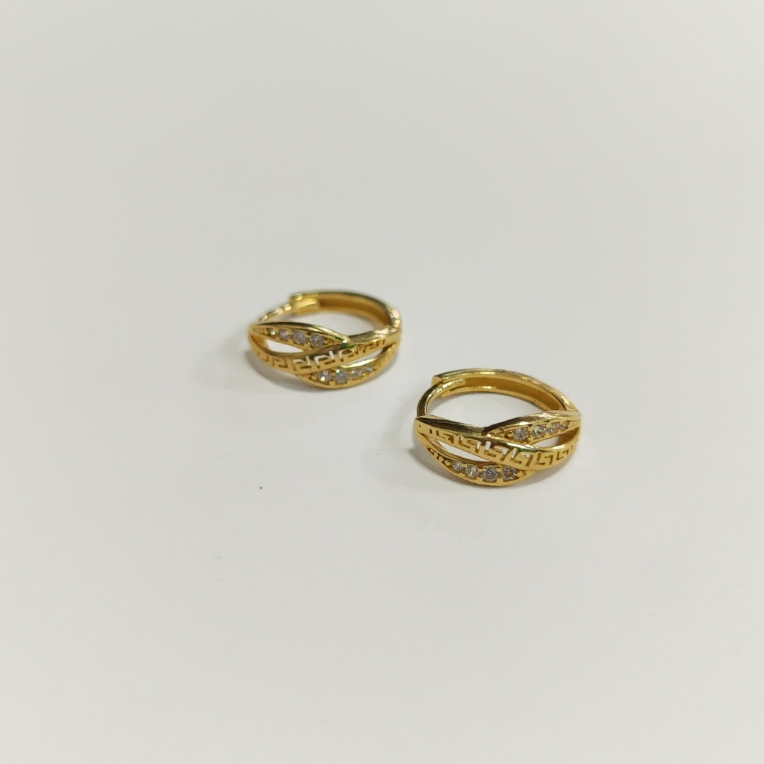 HUGGIES ORO 14K 1.8 (NUEVO)