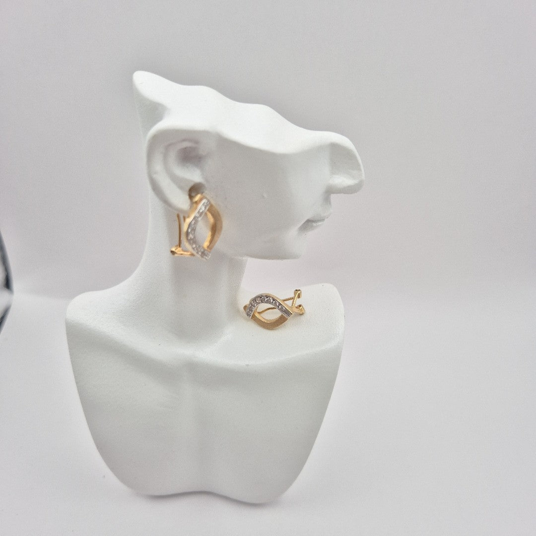 ARETES PAR ORO 10 K 2.7 GRMS (SEMINUEVO)
