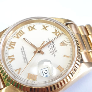 RELOJ CAJA Y PULSO ORO ORO 18 K 133.4 GRMS (SEMINUEVO)