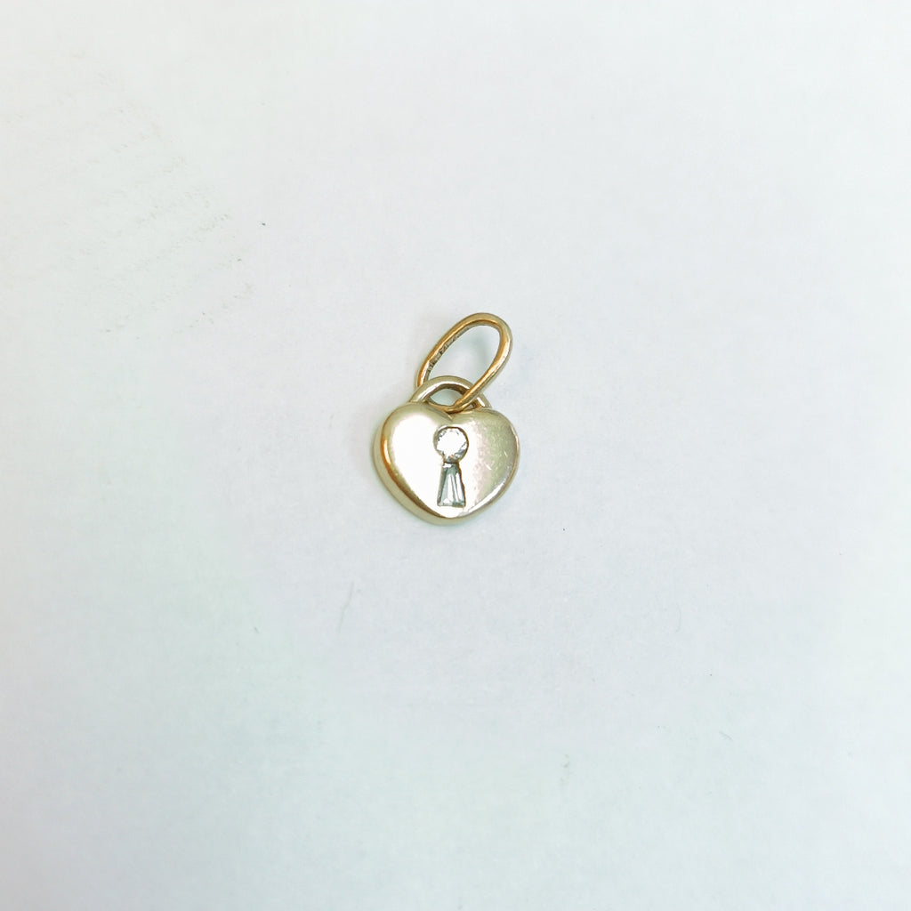 DIJE ORO 14 K 0.8 GRMS (SEMINUEVO)