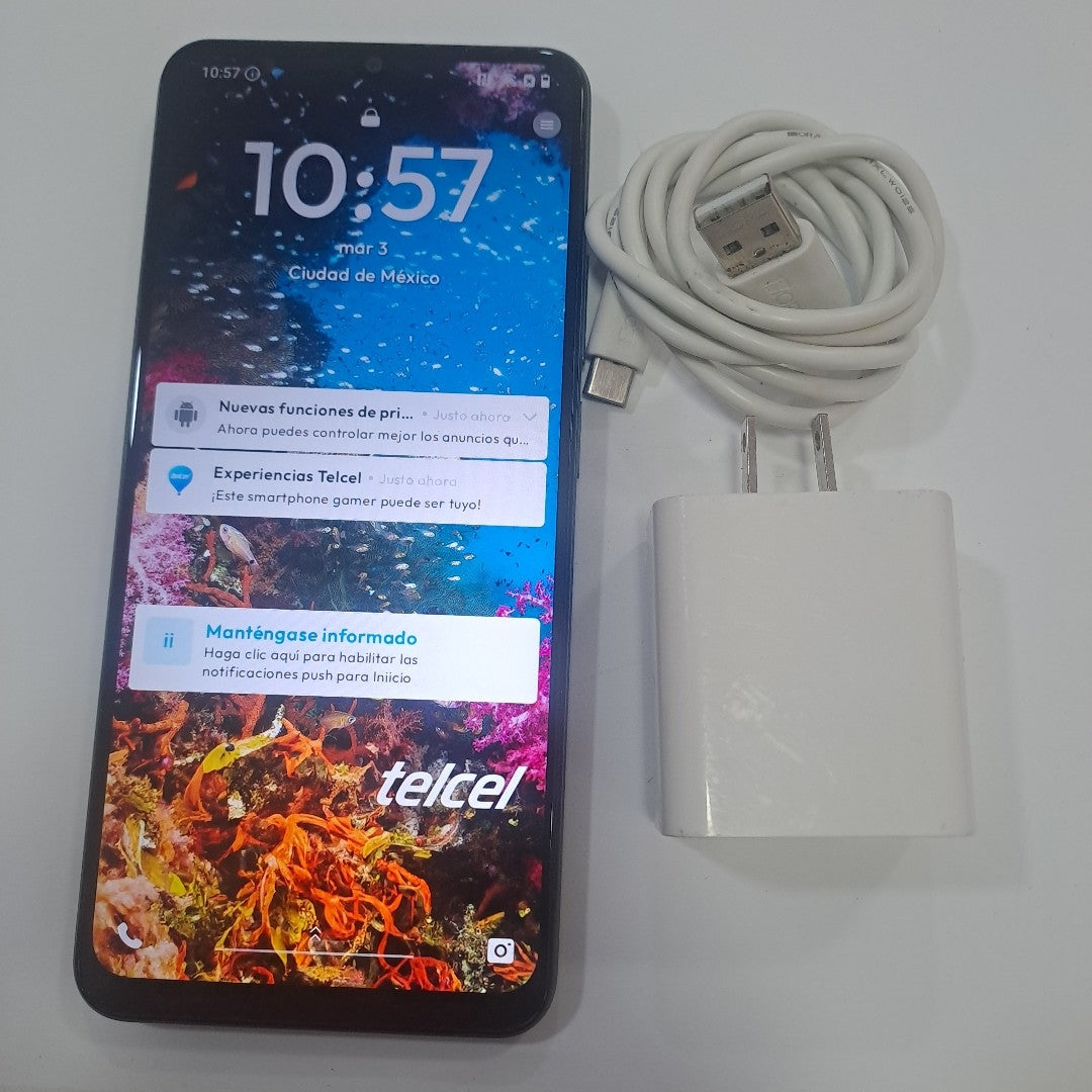 CELULAR REALME C61 RMX3930 (2024) 256 GB 4 GB RAM (SEMINUEVO)