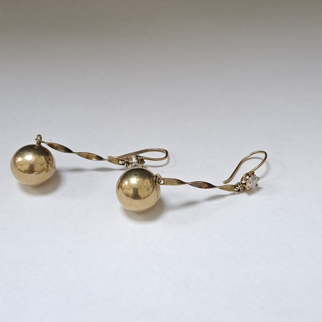 ARETES PAR ORO 8 K 2,20 GRMS (SEMINUEVO)