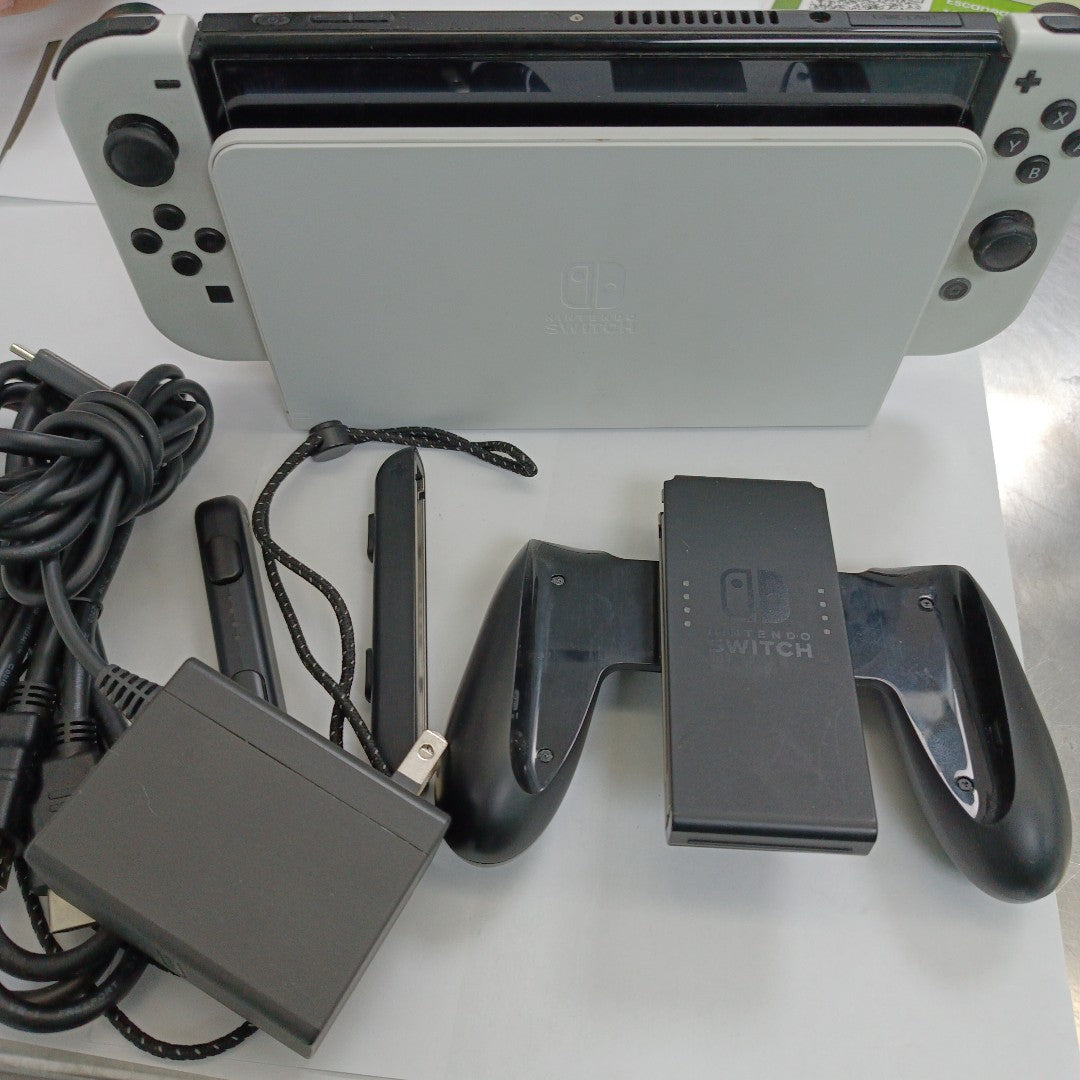 CONSOLA DE VIDEOJUEGO NINTENDO SWITCH OLED 64 GB