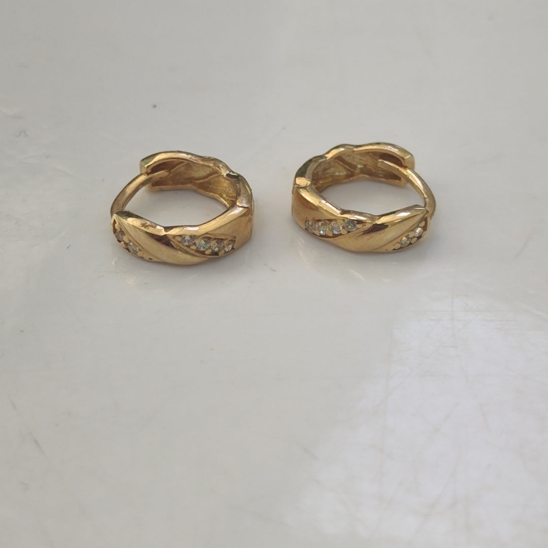 HUGGIES ORO 14K 1.6 (NUEVO)