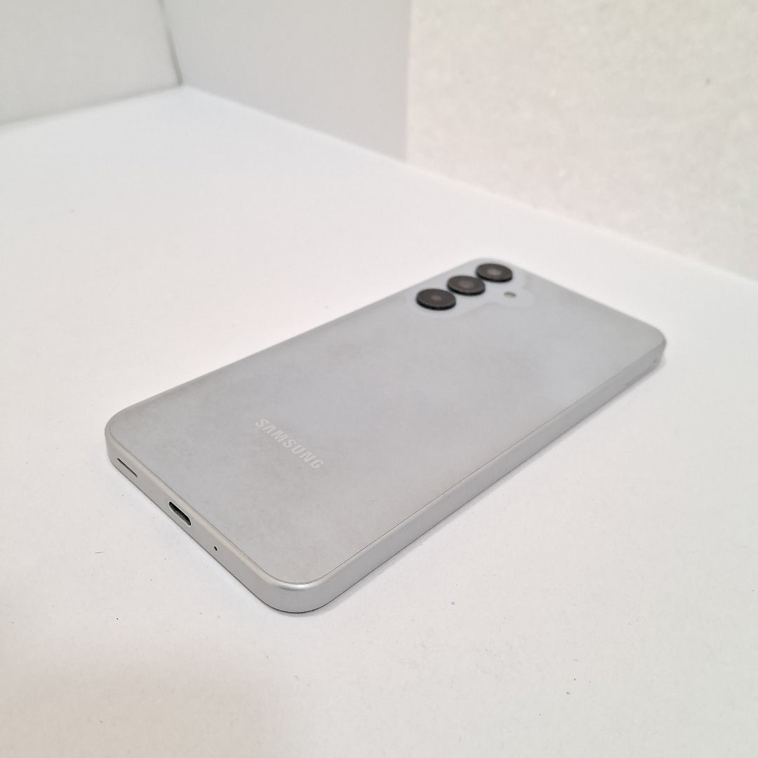 CELULAR SAMSUNG GALAXY A16 SM-A165M (2024) 128 GB 4 GB RAM (SEMINUEVO)