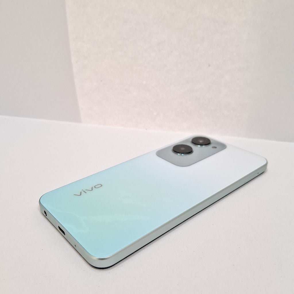 CELULAR VIVO Y18 V2333 128 GB 6 GB (SEMINUEVO)
