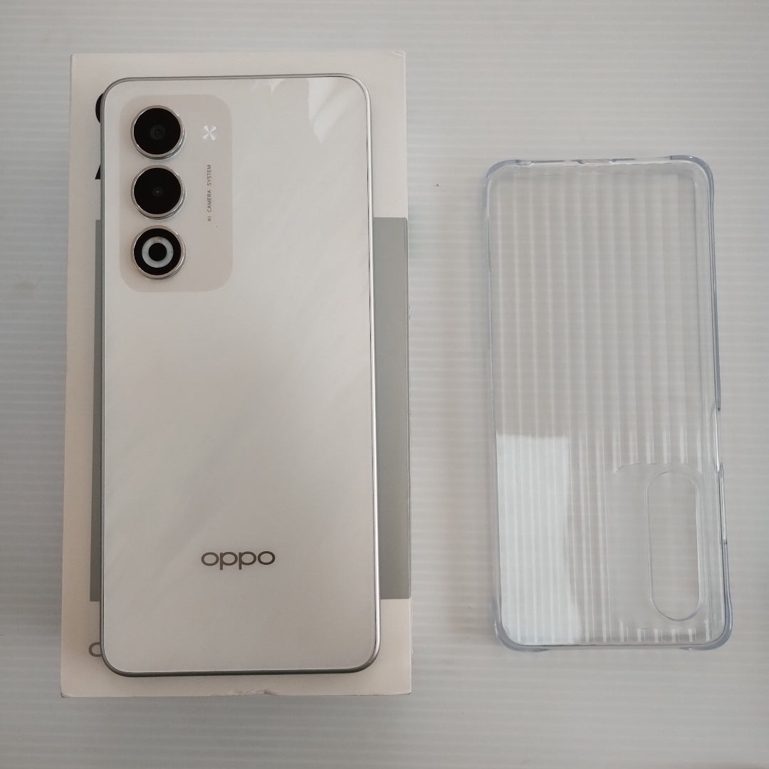 CELULAR OPPO  A5 CPH2727 (2025) 256 GB 4 GB RAM (SEMINUEVO)