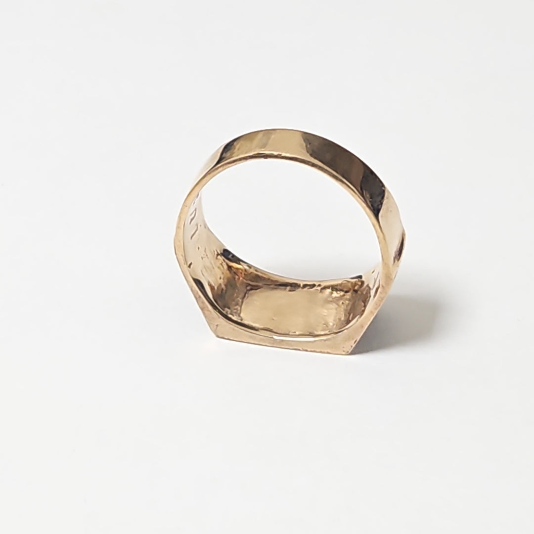 ANILLO DE GRADUACIÓN ORO 10 K 5 GRMS (SEMINUEVO)