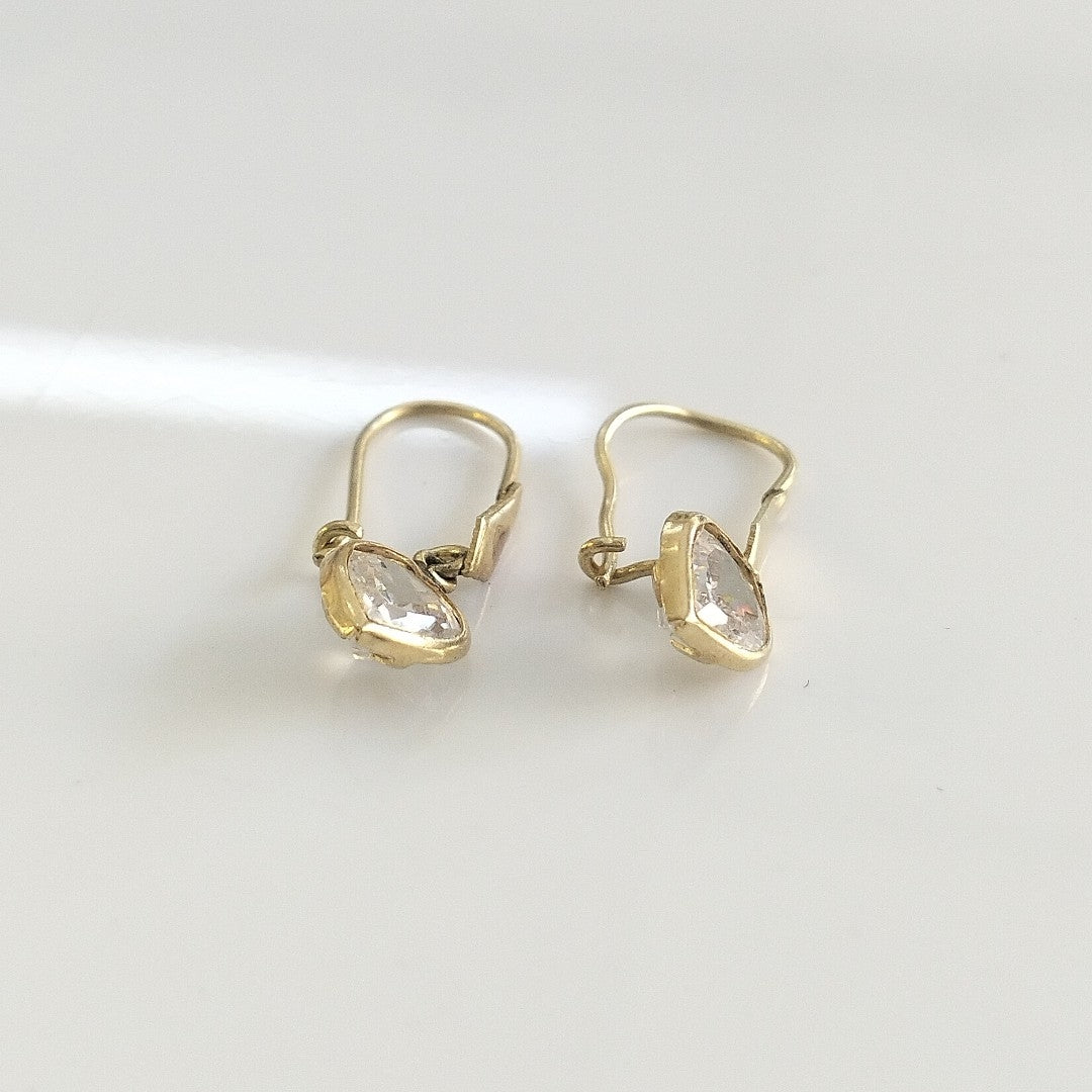 ARETES PAR ORO 10 K 1.1 GRMS (SEMINUEVO)