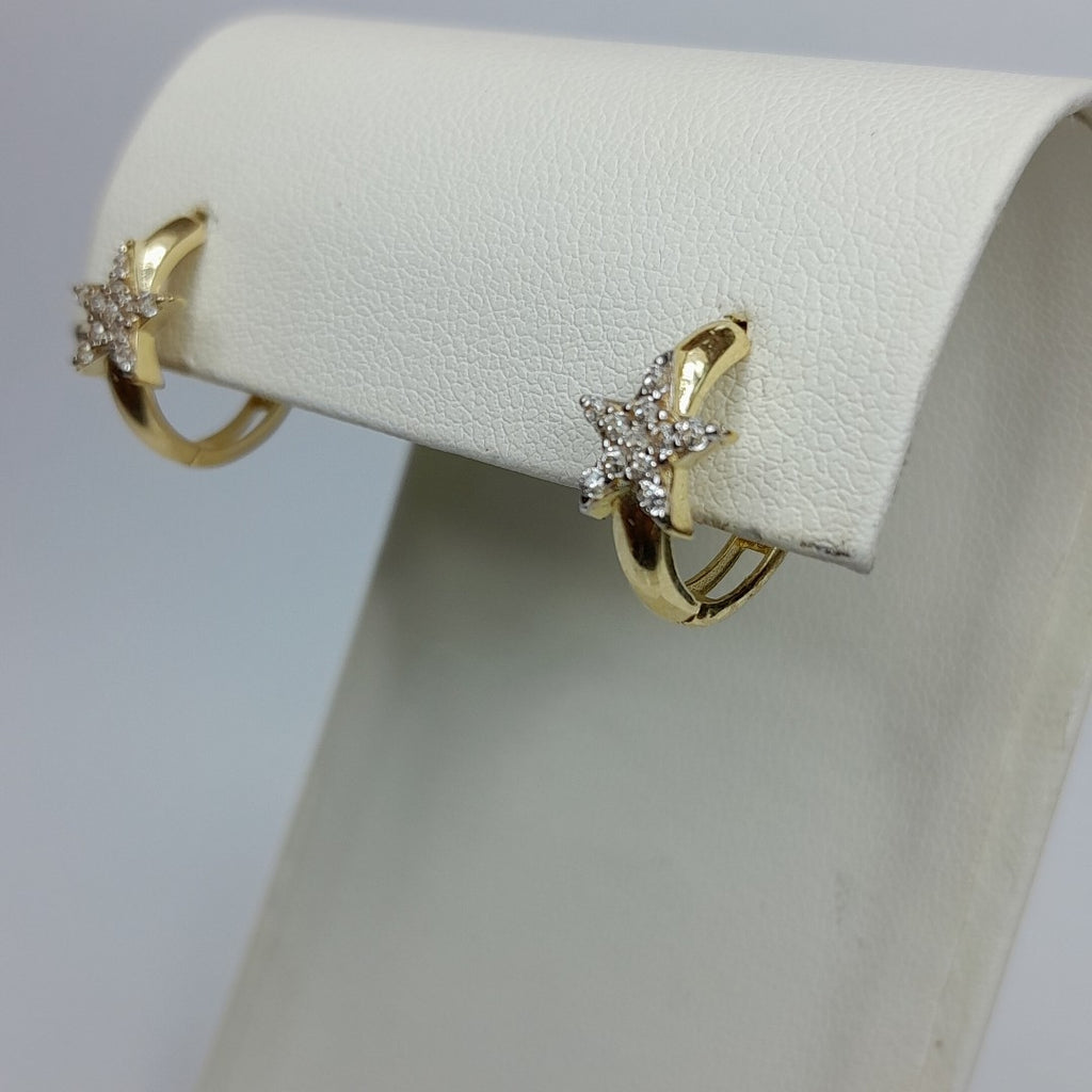 HUGGIES ORO 14K 2.2 (NUEVO)