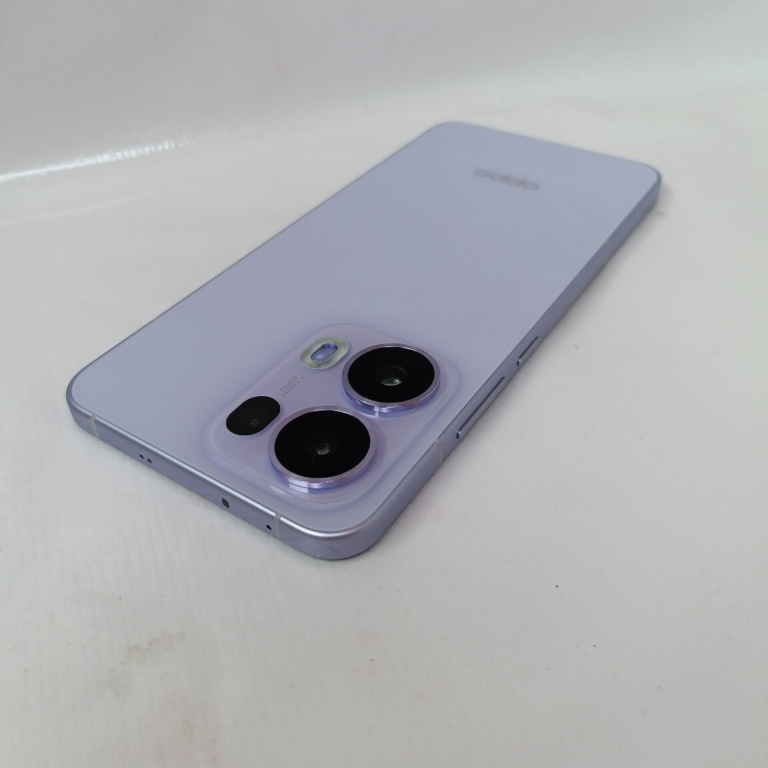 CELULAR OPPO  RENO13 5G CPH2697 (2024) 512 GB 12 GB RAM (SEMINUEVO)