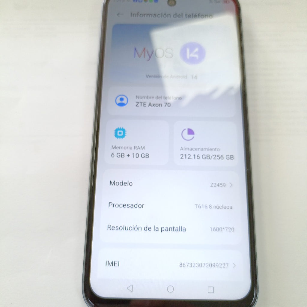 CELULAR ZTE AXON 70 Z2459 256 GB 6 GB RAM (SEMINUEVO)