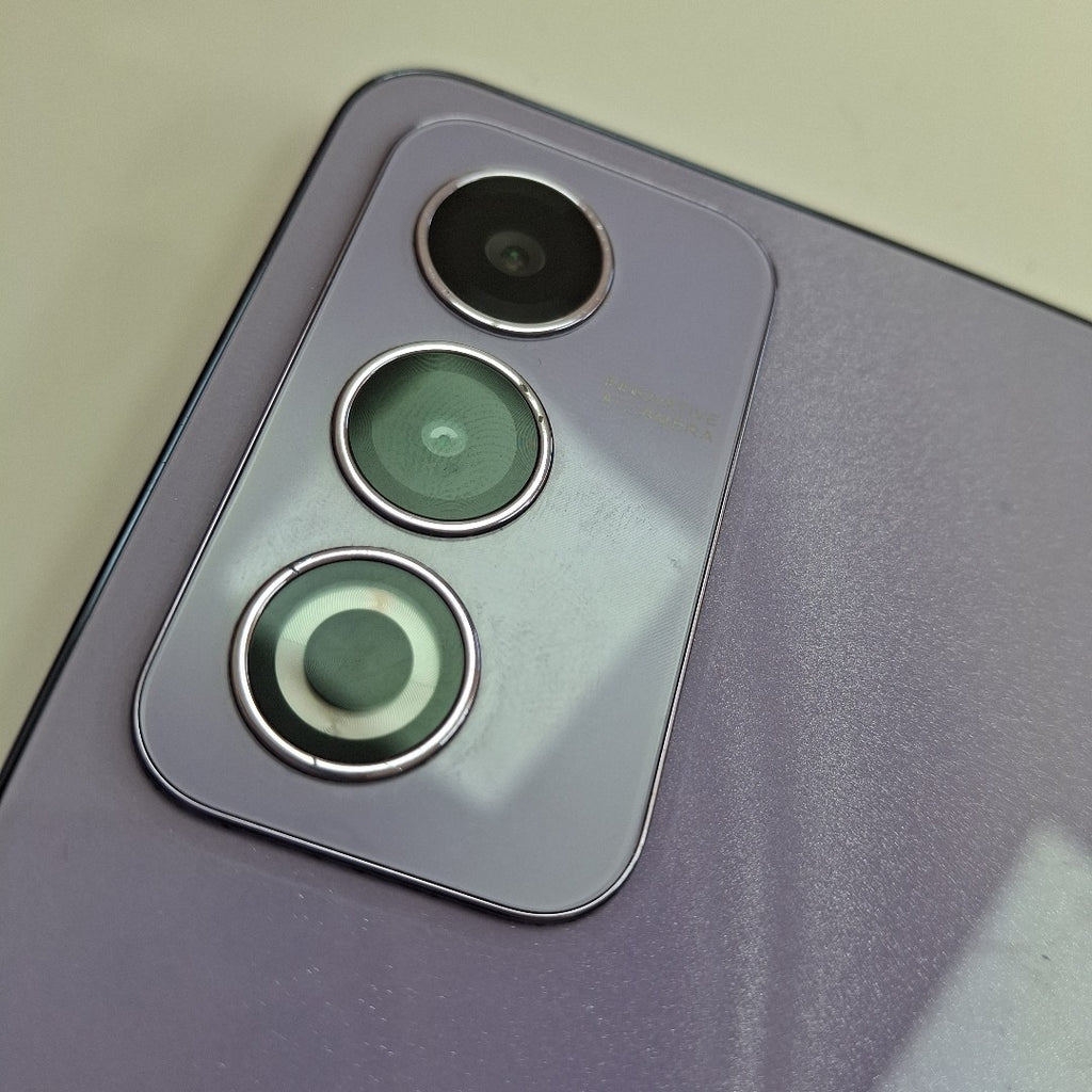 CELULAR OPPO  A80 5G CPH2639 (2024) 256 GB 8 GB RAM (SEMINUEVO)