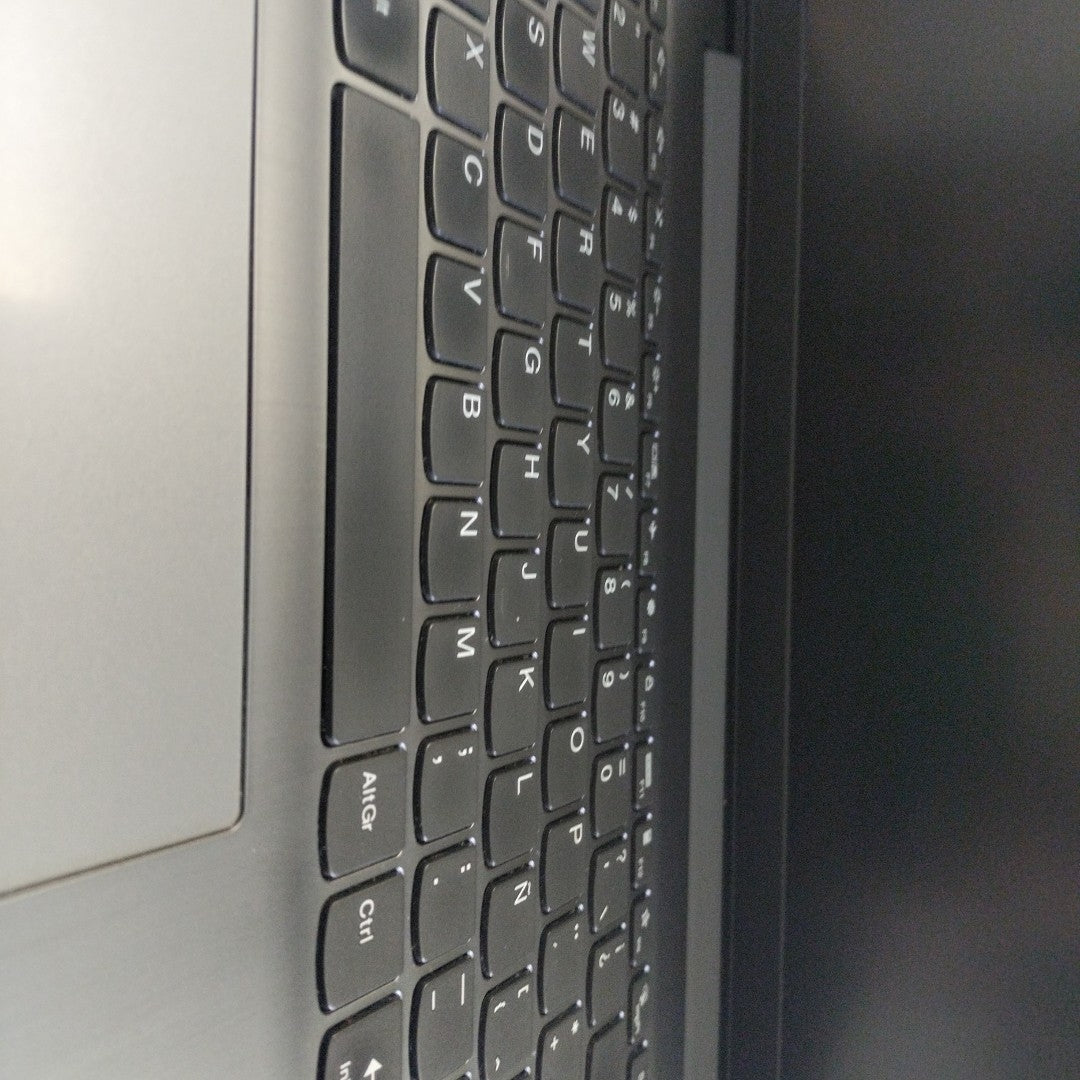 LAPTOP LENOVO IDEAPAD 3 15ITL6 (2022) 512 GB SSD 8 GB RAM (SEMINUEVO)