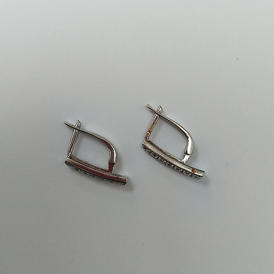 ARETES PAR ORO BLANCO 14 K 3,10 GRMS (SEMINUEVO)