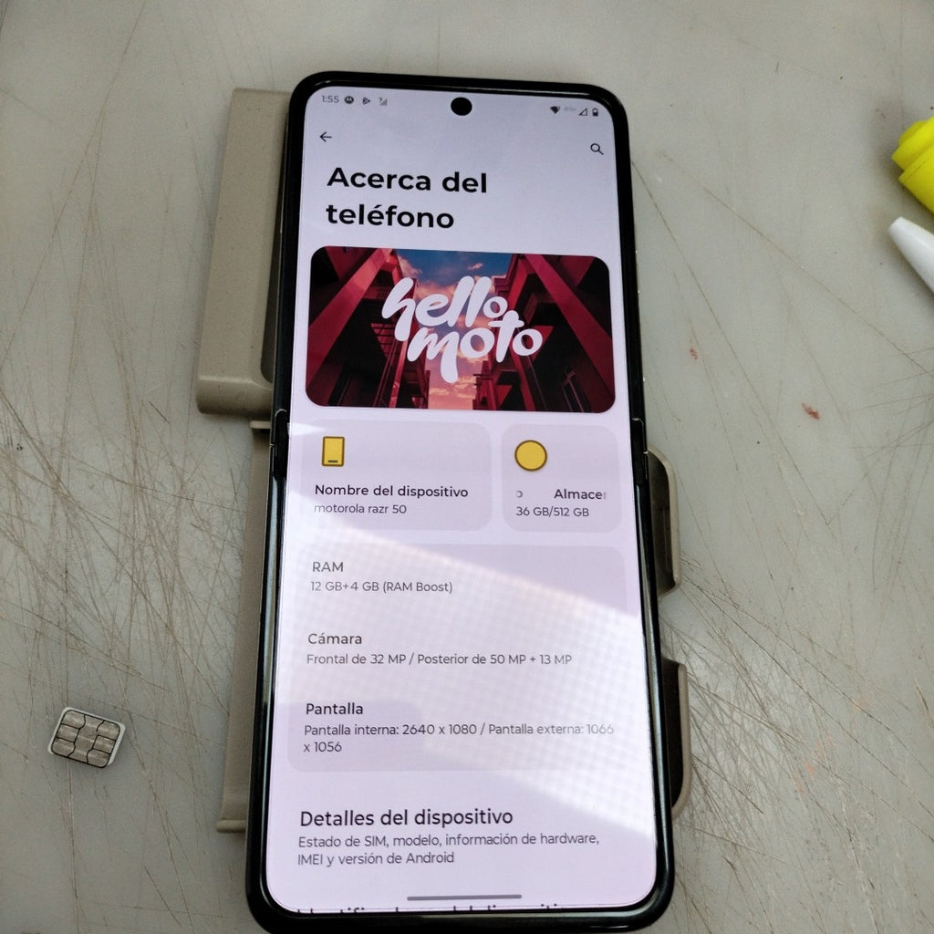 CELULAR MOTOROLA RAZR 50 5G XT2453-1 512 GB 12 GB RAM (SEMINUEVO)