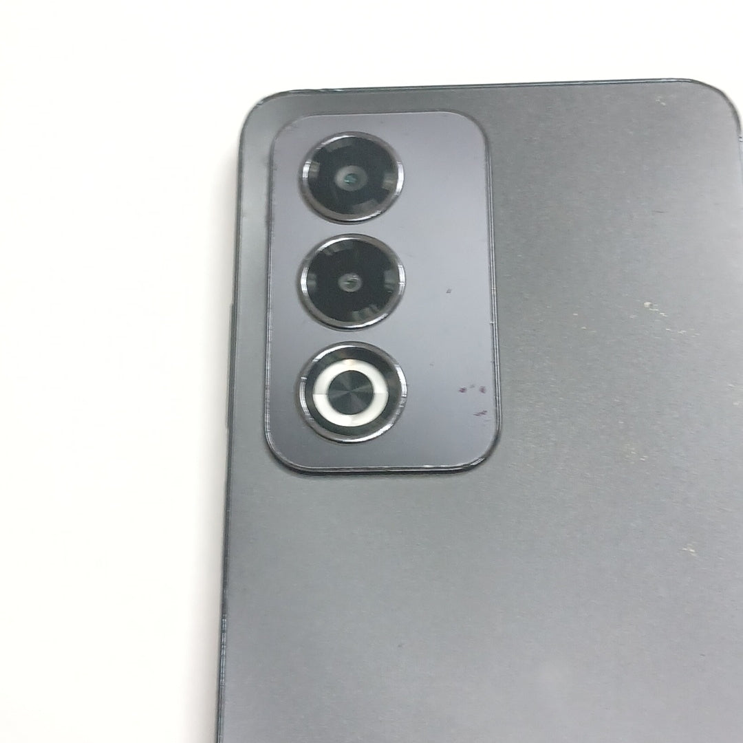 CELULAR OPPO  A80 5G CPH2639 (2024) 256 GB 8 GB RAM (SEMINUEVO)