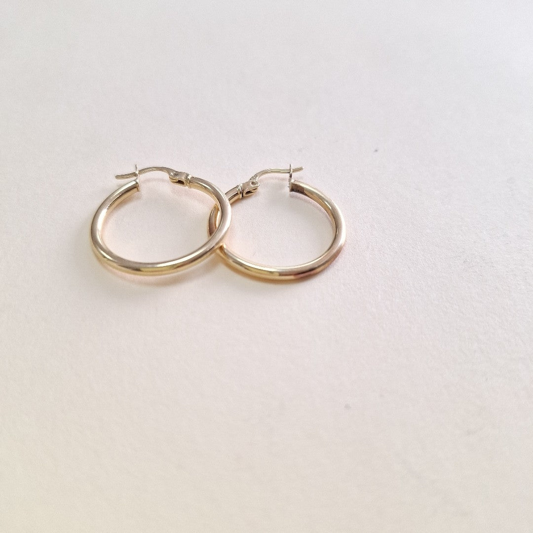 ARRACADAS PAR ORO 14 K 1.9 GRMS (SEMINUEVO)
