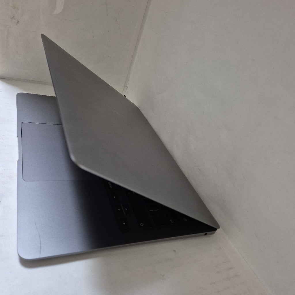 LAPTOP APPLE MACBOOK AIR 13" 2020 3.2 A2337 256 GB SSD 8 GB RAM (SEMINUEVO)