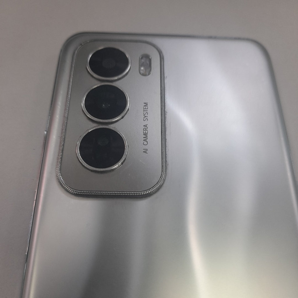 CELULAR OPPO   RENO12 5G CPH2625 (2024) 512 GB 12 GB RAM (SEMINUEVO)