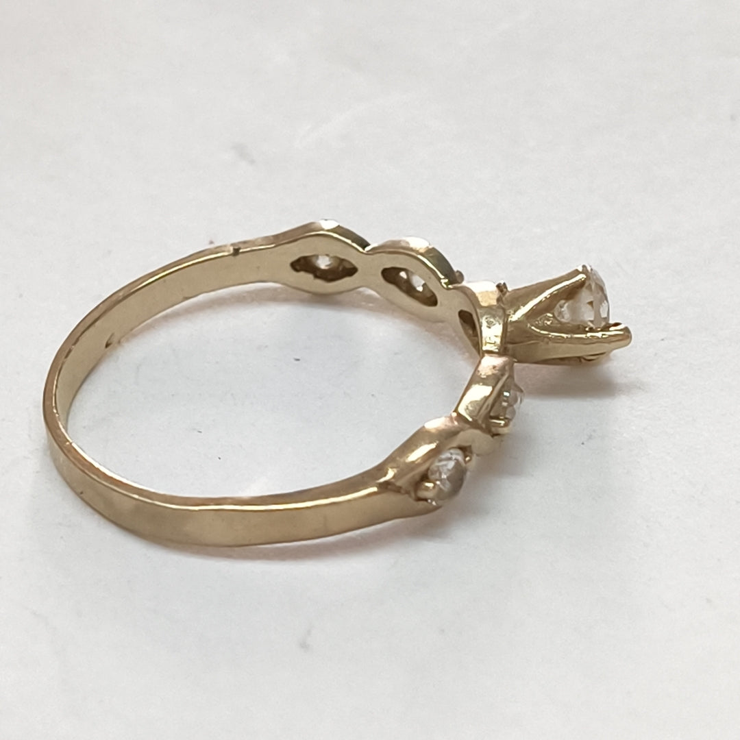 ANILLITO,SOLITARIO ORO 8 K 1,80 GRMS (SEMINUEVO)