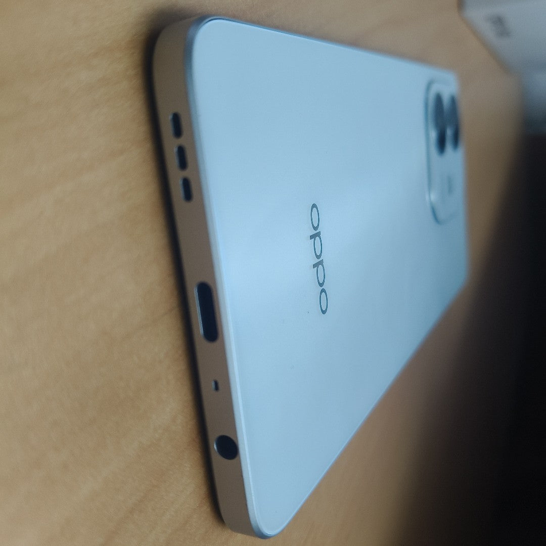 CELULAR OPPO  A60 CPH3669 256 GB 8 GB RAM (SEMINUEVO)