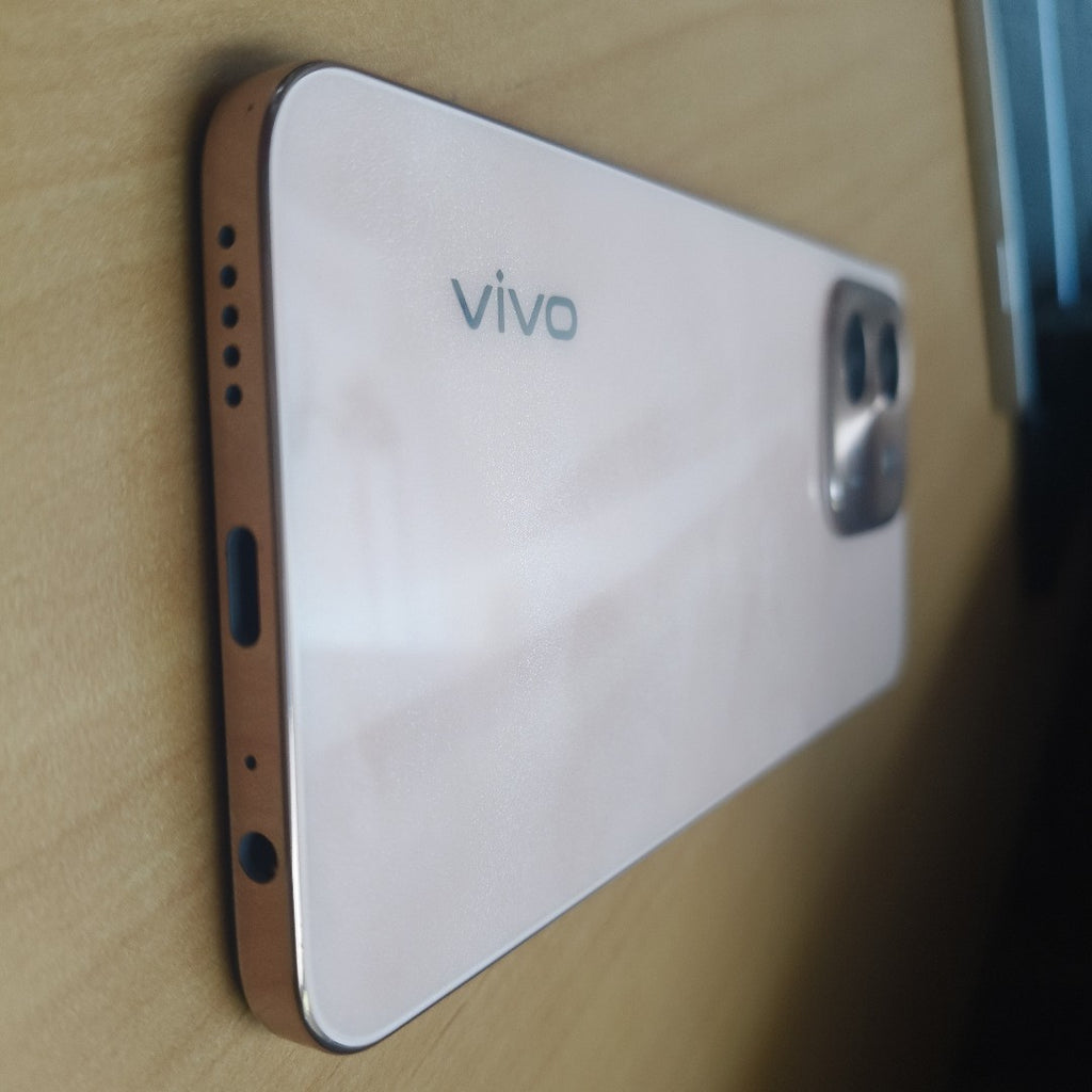 CELULAR VIVO Y28 V2352 256 GB 8 GB RAM (SEMINUEVO)