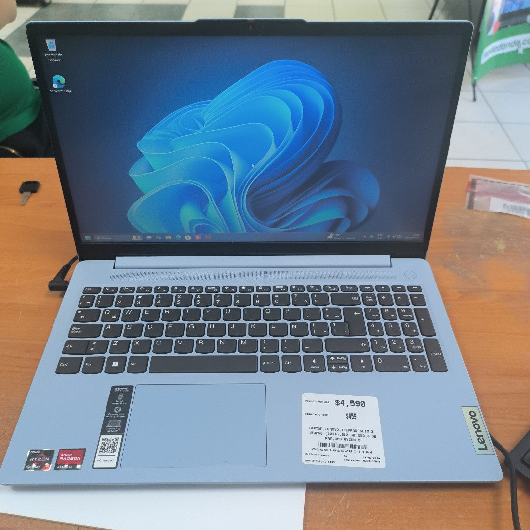 LAPTOP LENOVO IDEAPAD SLIM 3 15AMN8 (2024) 512 GB SSD 8 GB RAM (SEMINUEVO)