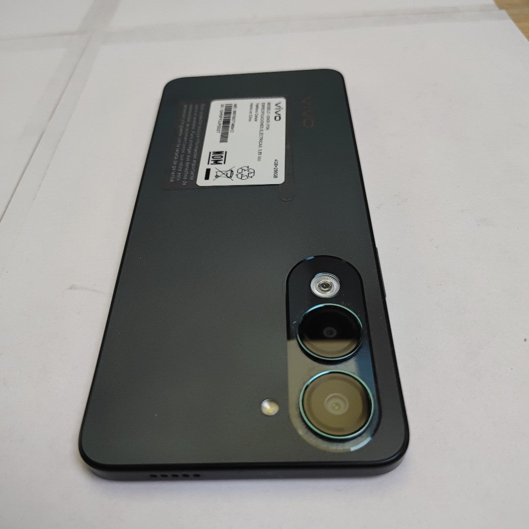 CELULAR VIVO Y04 V2430 (2025) 256 GB 4 GB RAM (SEMINUEVO)