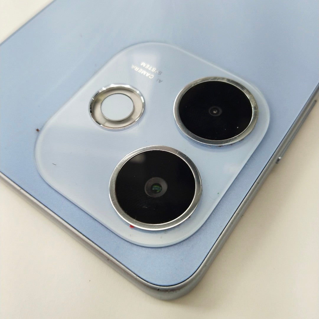 CELULAR OPPO  A5 PRO CPH2711 (2025) 256 GB 8 GB RAM (SEMINUEVO)