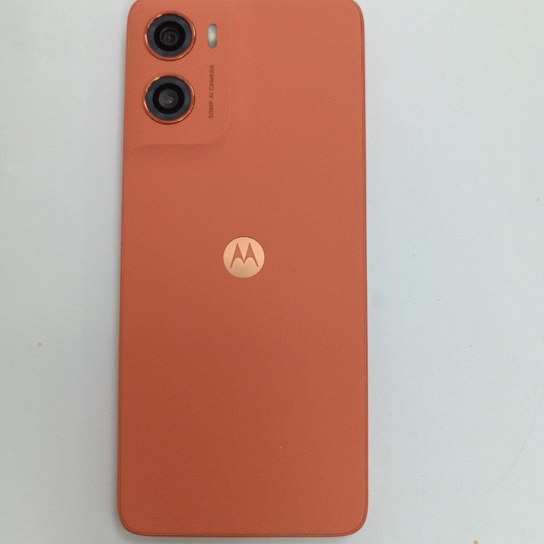 CELULAR MOTOROLA MOTO G06 XT2535-2 (2025) 64 GB 4 GB RAM (SEMINUEVO)