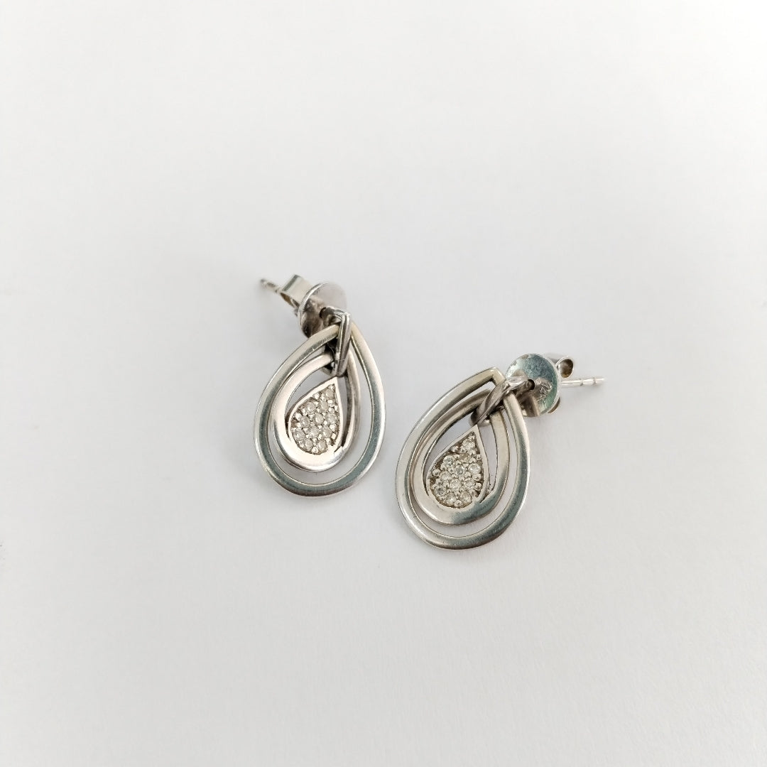 ARETES PAR ORO, ORO BLANCO 14 K 4.2 GRMS (SEMINUEVO)