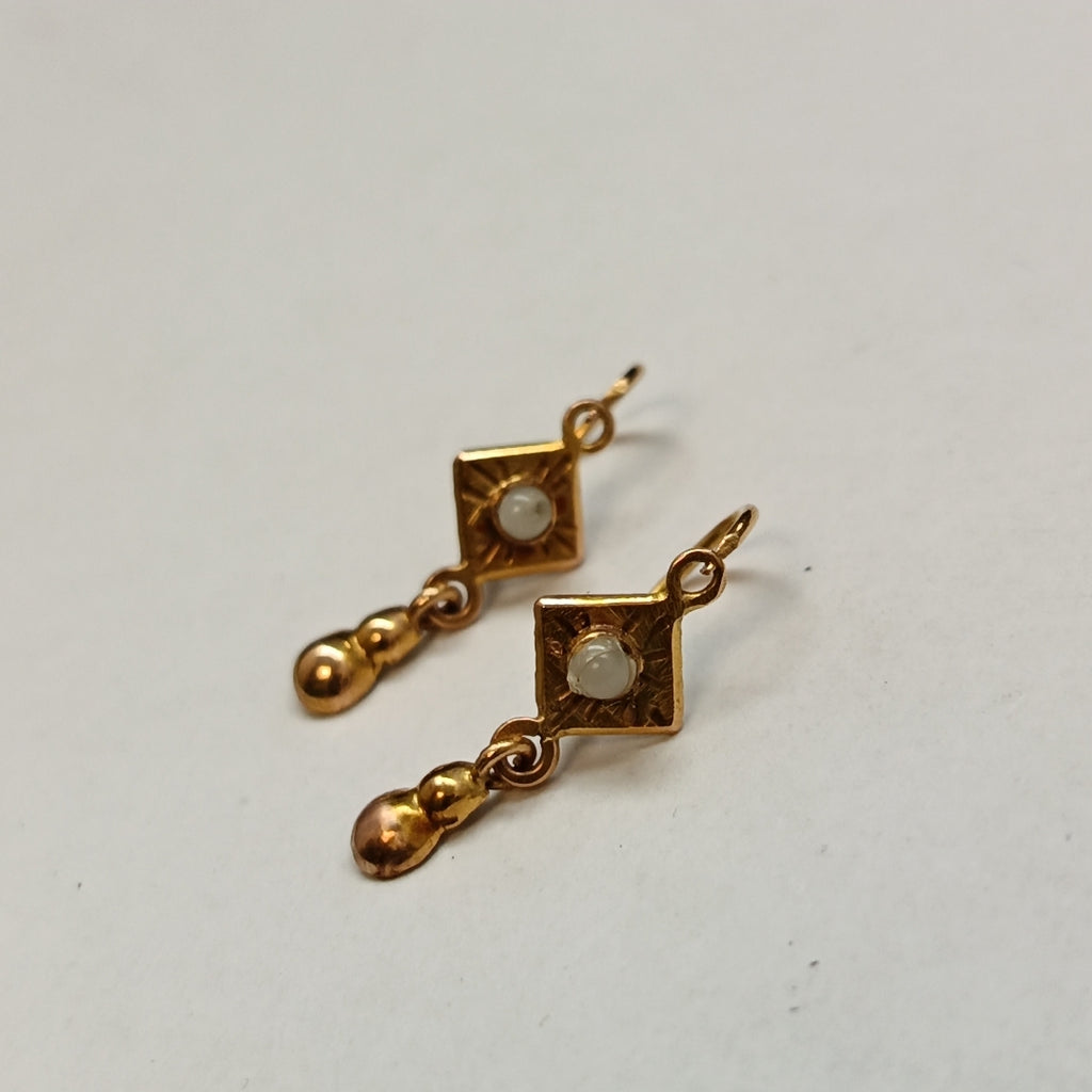 ARETES PAR ORO 14 K 1 GRMS (SEMINUEVO)