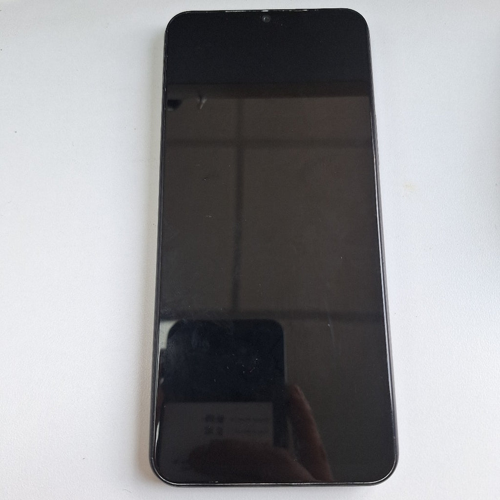 CELULAR VIVO Y18 V2333 256 GB 8 GB RAM (SEMINUEVO)