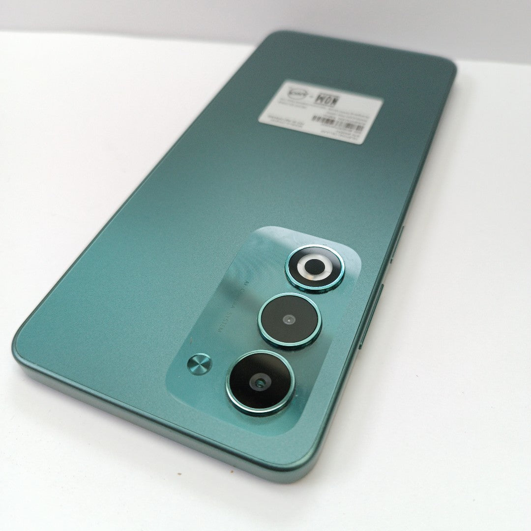 CELULAR OPPO  A5 CPH2727 (2025) 256 GB 4 GB RAM (SEMINUEVO)