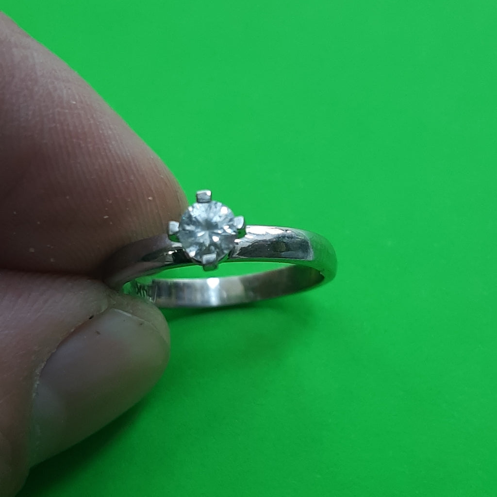 ANILLITO ORO, ORO BLANCO 14 K 2 GRMS (SEMINUEVO)