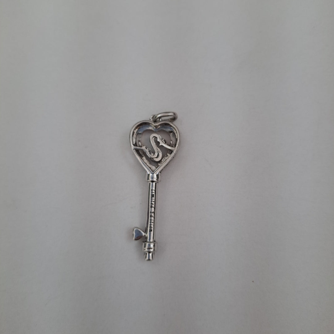 DIJE PLATA 3.2 GRMS (SEMINUEVO)