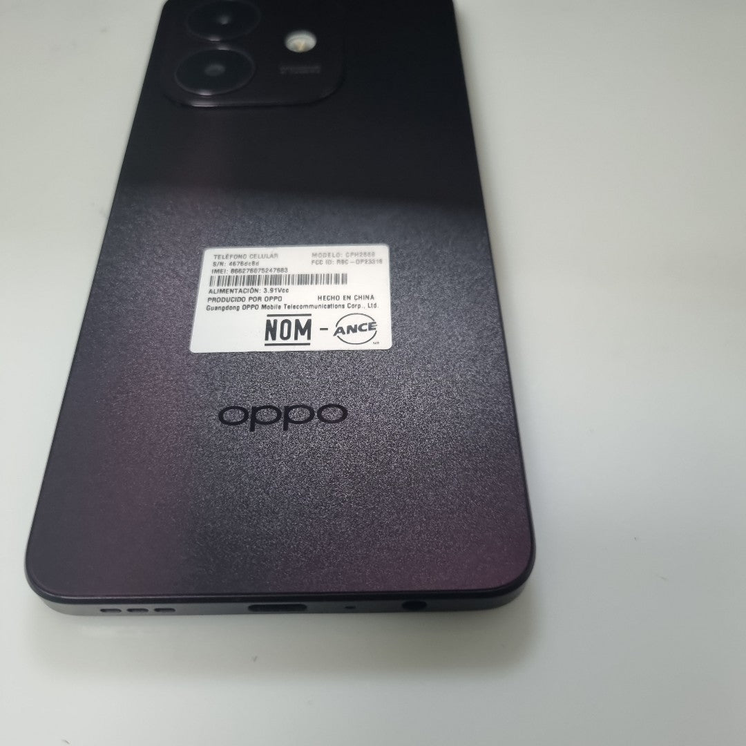CELULAR OPPO  A40 CPH2669 (2024) 256 GB 4 GB RAM (SEMINUEVO)