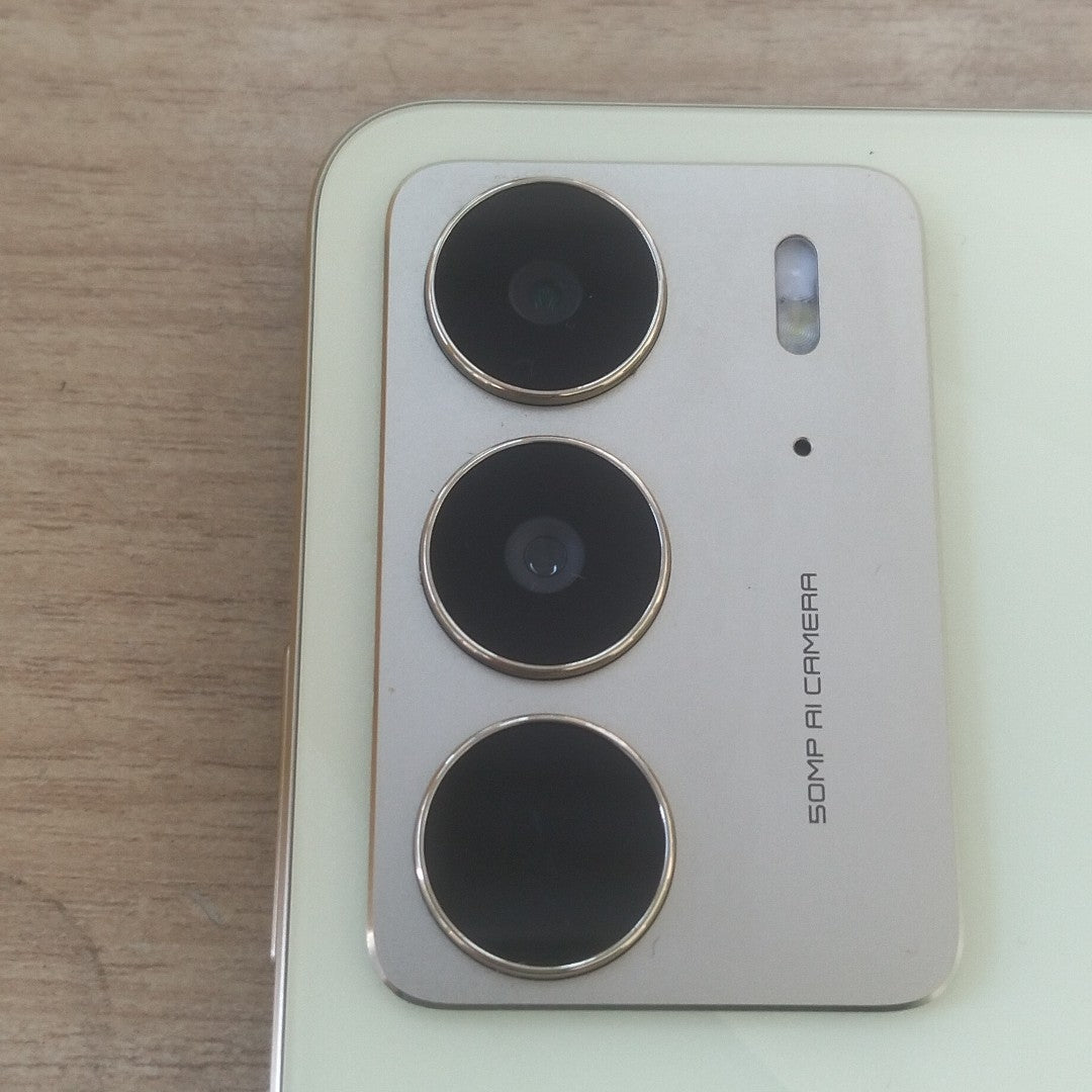CELULAR REALME C75 RMX3941 (2025) 256 GB 8 GB RAM (SEMINUEVO)