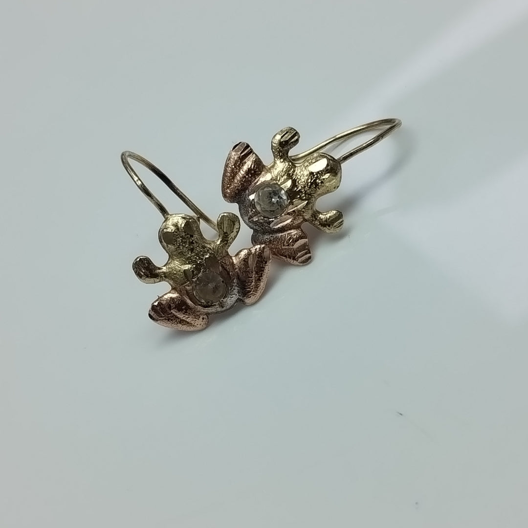ARETES PAR ORO 14 K 1.4 GRMS (SEMINUEVO)