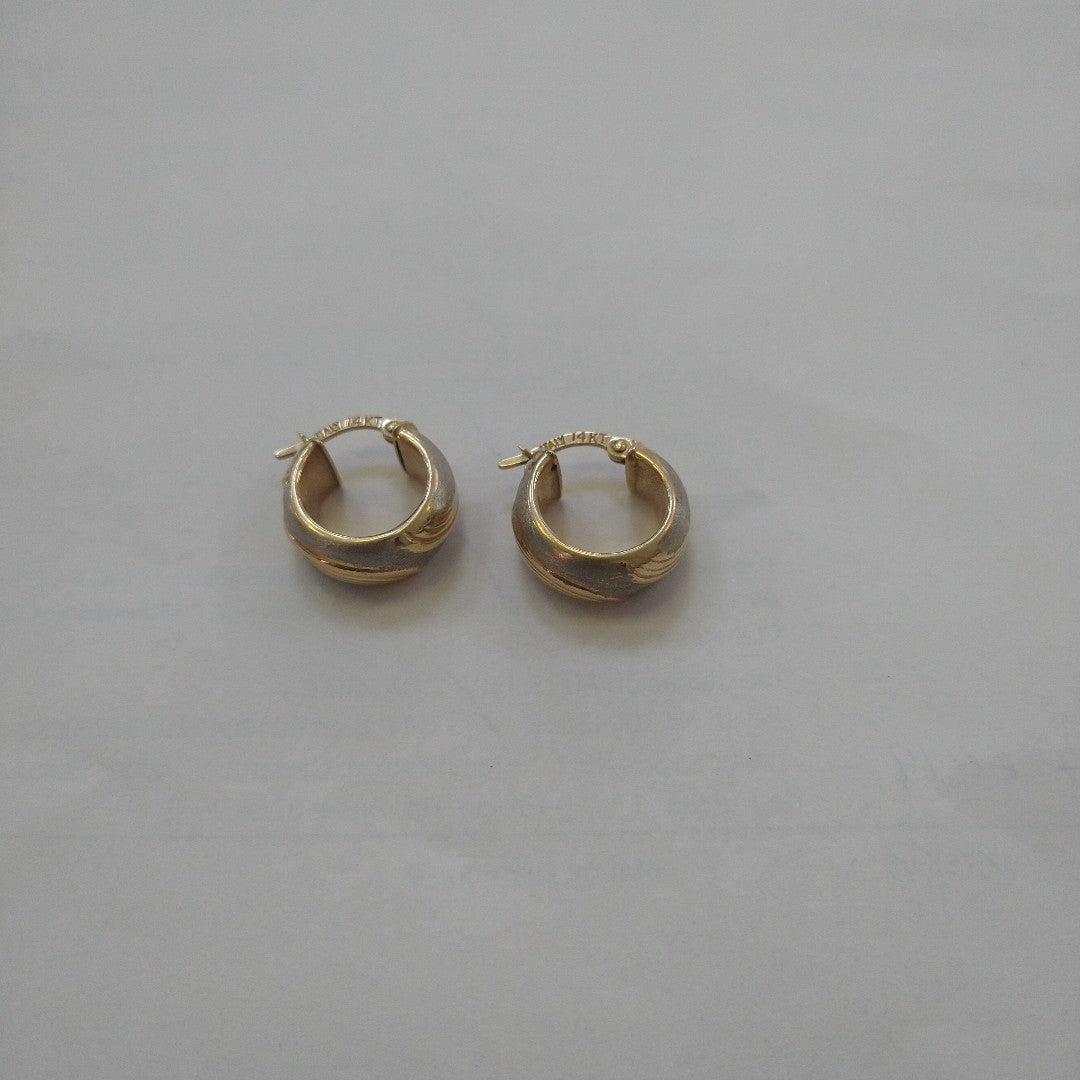 ARRACADAS PAR ORO 14 K 2.3 GRMS (SEMINUEVO)